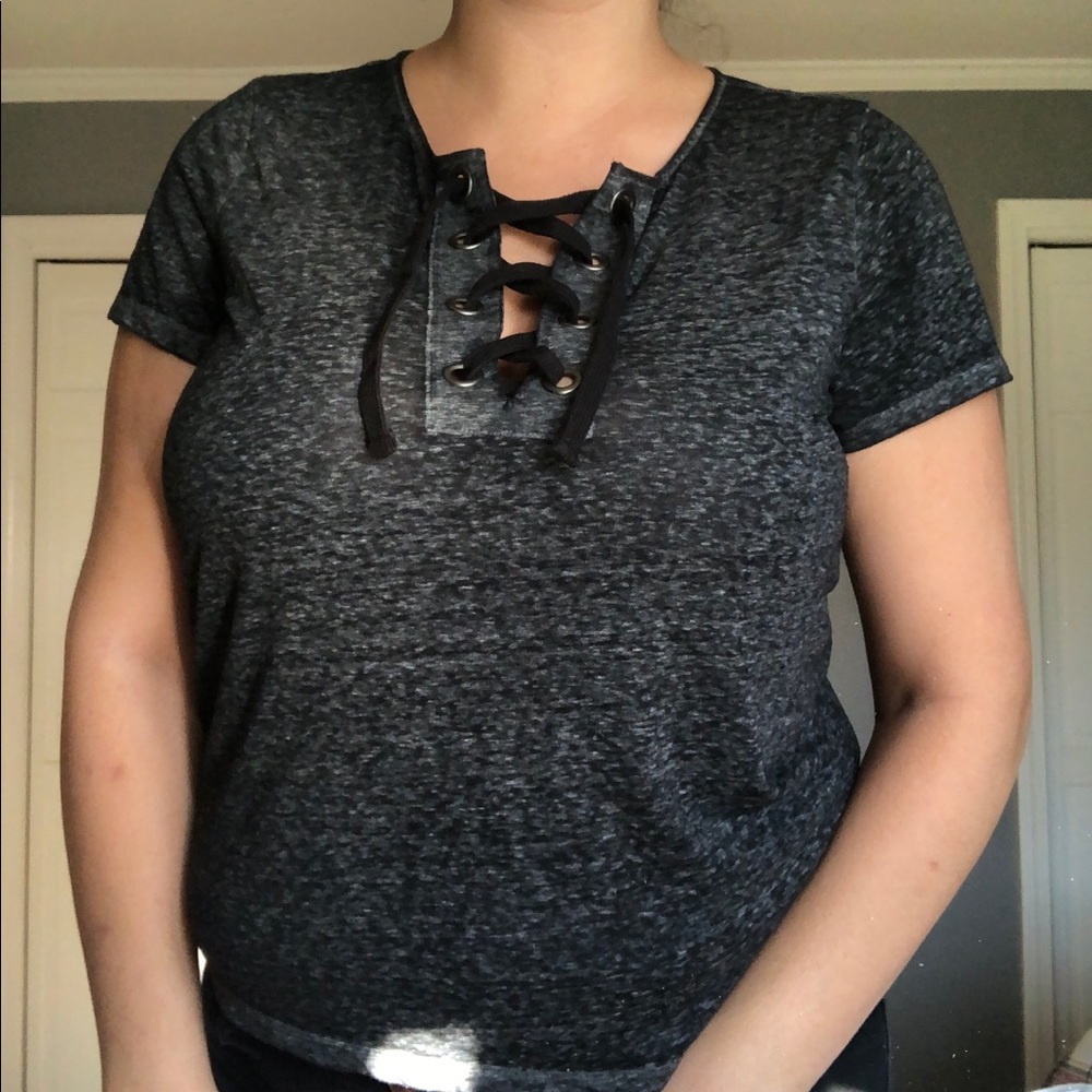 American Eagle Short Sleeve Tee with Tied V Neck